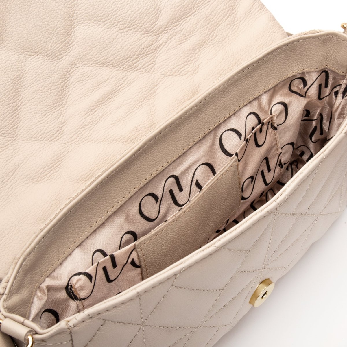 Bolsa Couro Legítimo Clutch/Tiracolo Matelassê Pequena Parma - FIONATTI